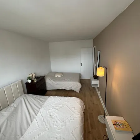 Appartamento Vue Sur Tour Eiffel Et Spa *